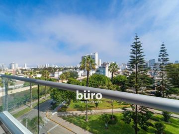 LINDO DEPARTAMENTO EN VENTA CON VISTA A PARQUE EN MAGDALENA LÍMITE SAN ISIDRO