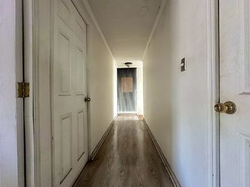 SE VENDE AMPLIA Y LUMINOSA CASA  / 6D / 3B /  2E / MACUL