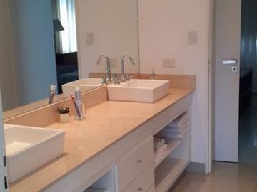 Casa en venta en El Ombú