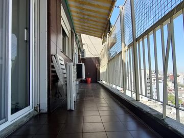 Av. San Juan al 3300 Departamento en Boedo 4 ambientes CON COCHERA
