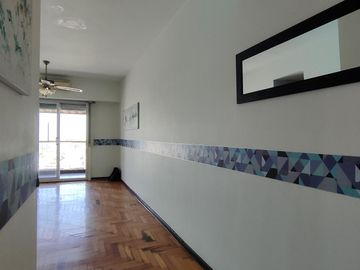 Av. San Juan al 3300 Departamento en Boedo 4 ambientes CON COCHERA