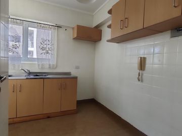 Av. San Juan al 3300 Departamento en Boedo 4 ambientes CON COCHERA