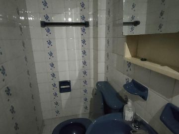 Av. San Juan al 3300 Departamento en Boedo 4 ambientes CON COCHERA