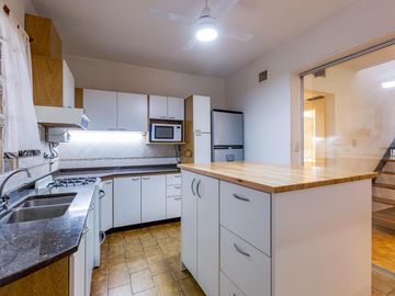 VENTA/PERMUTA - Casa - 3 dormitorios - Parque Casado, Rosario