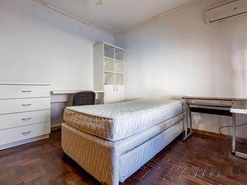 VENTA/PERMUTA - Casa - 3 dormitorios - Parque Casado, Rosario