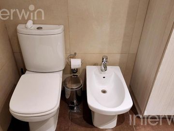 Departamento 2 ambientes con balcon y 2 cocheras - Pto. de Olivos