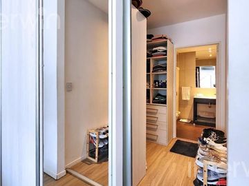 Departamento 2 ambientes con balcon y 2 cocheras - Pto. de Olivos