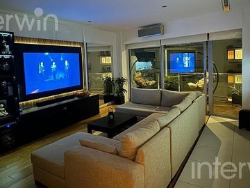 Departamento 2 ambientes con balcon y 2 cocheras - Pto. de Olivos
