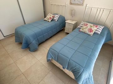 CASA, VENTA, BARRIO RESIDENCIAL I, LOTE AL 400 5 AMBIENTES