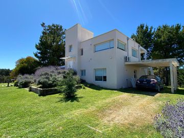CASA, VENTA, BARRIO RESIDENCIAL I, LOTE AL 400 5 AMBIENTES