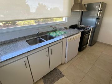 CASA, VENTA, BARRIO RESIDENCIAL I, LOTE AL 400 5 AMBIENTES