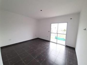 Casa en  VENTA/ALQUILER LAGUNA AZUL EZEIZA