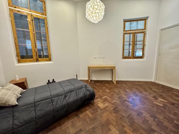 VENTA/PERMUTA - Casa en PB al frente de 3 dormitorios y patio - Echesortu, Rosario
