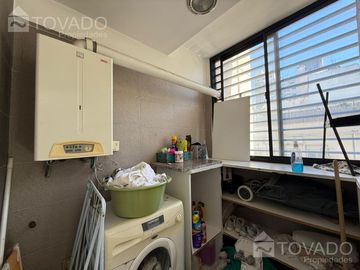 Piso de 3 ambientes de categoría en Caballito!