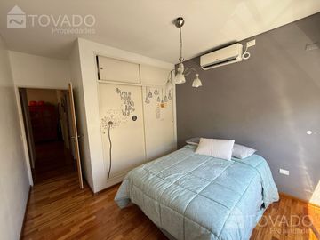 Piso de 3 ambientes de categoría en Caballito!