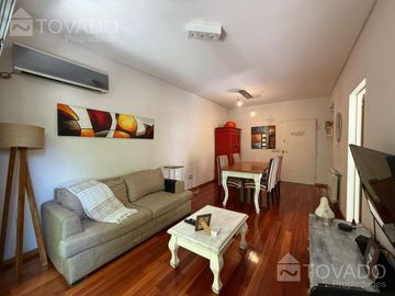 Piso de 3 ambientes de categoría en Caballito!
