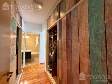 Piso de 3 ambientes de categoría en Caballito!