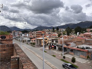 Venta Departamento Duplex Amueblado, Ordoñez Lasso, Cuenca