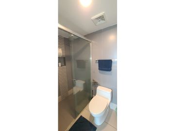 En venta hermoso departamento con vista al mar edf. Poseidon Manta.