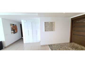 En venta hermoso departamento con vista al mar edf. Poseidon Manta.