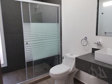 Casa lista para Estrenar  en  Venta en Las Fincas