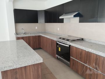 Casa lista para Estrenar  en  Venta en Las Fincas