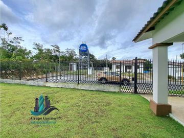 VENDO CASA AMOBLADA EN BOQUETE