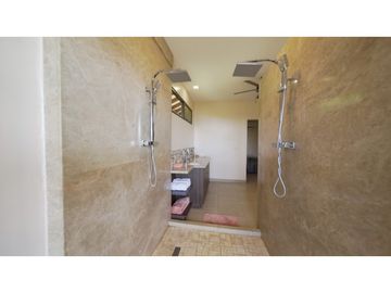 CASA DE LUJO / VERACRUZ / 20,234m2 / 4 HABITACIONES / CON VISTA AL MAR