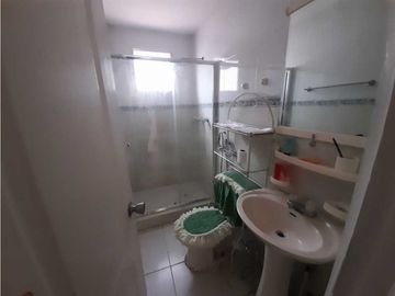 SAN ANTONIO / CASA DE DOS NIVELES / 3 RECAMARAS / OFICINA / 258M2 / YL