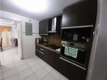 SAN ANTONIO / CASA DE DOS NIVELES / 3 RECAMARAS / OFICINA / 258M2 / YL