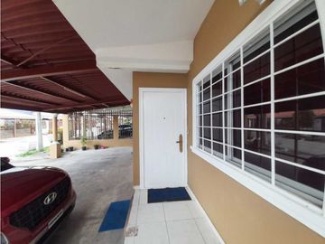 SAN ANTONIO / CASA DE DOS NIVELES / 3 RECAMARAS / OFICINA / 258M2 / YL