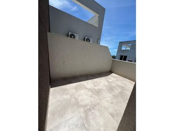 DEPARTAMENTO EN VENTA RENATA 23 6º
