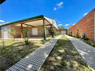 EN VENTA CASA A ESTRENAR EN COLONIA AVELLANEDA