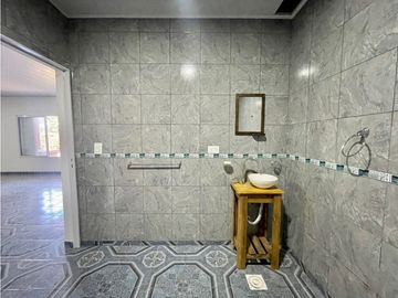 EN VENTA CASA A ESTRENAR EN COLONIA AVELLANEDA