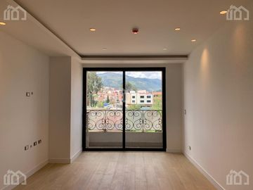 DEPARTAMENTO EN VENTA SECTOR NARANCAY