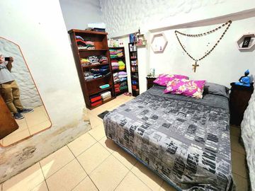 Casa con Departamento en venta en Ituzaingo Norte