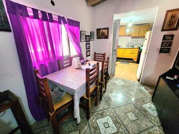 Casa con Departamento en venta en Ituzaingo Norte