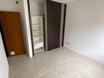 Departamento en alquiler en Bernal Centro