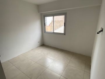 Departamento en alquiler en Bernal Centro