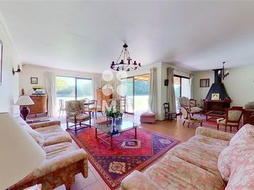 Casa en Venta en Parcela de agrado 3.7ha casa colonial