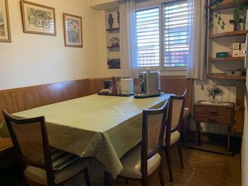 IMPECABLE CHALET con ubicación estratégica