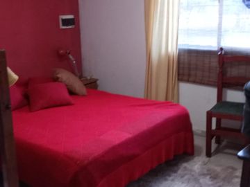 Casa en venta - 2 Dormitorios 2 Baños - 2.400Mts2 - Chascomús