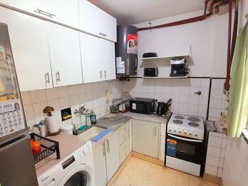 Vicente López - Departamento 2 amb con Balcón francés!