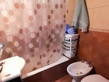 Vicente López - Departamento 2 amb con Balcón francés!