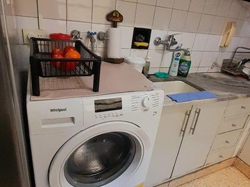 Vicente López - Departamento 2 amb con Balcón francés!