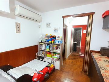 Vicente López - Departamento 2 amb con Balcón francés!
