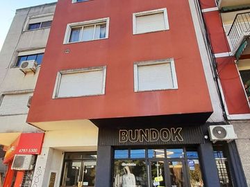 Vicente López - Departamento 2 amb con Balcón francés!