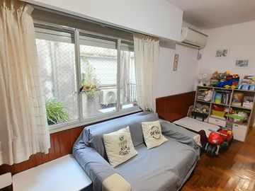 Vicente López - Departamento 2 amb con Balcón francés!