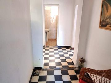LA CUMBRE CASA A RESTAURAR EN BARRIO POTRERILLOS