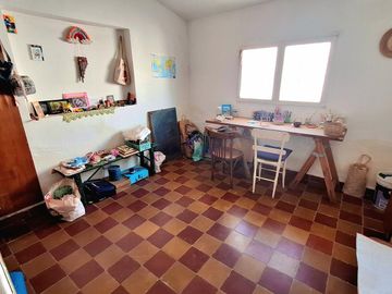 LA CUMBRE CASA A RESTAURAR EN BARRIO POTRERILLOS